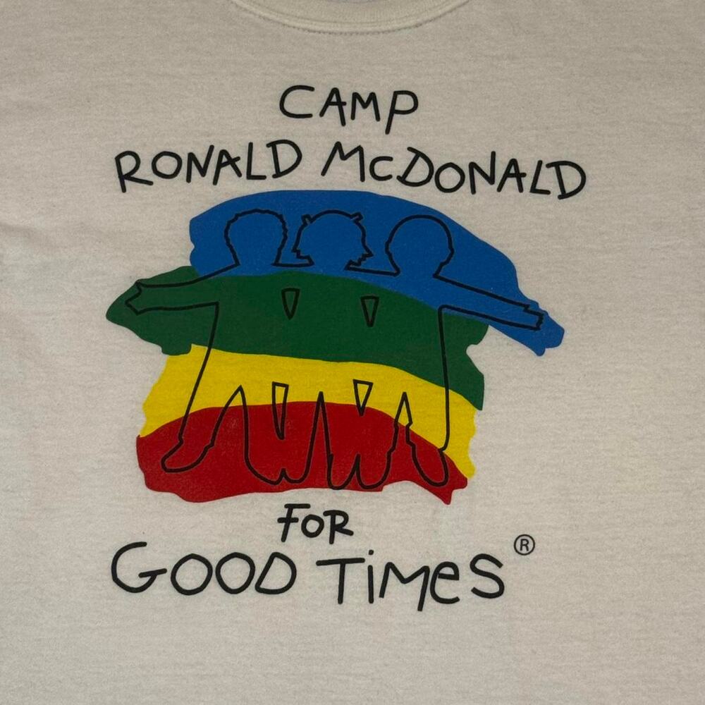 Camp Ronald McDonald VTG 90s Casual Kidcore Off-White Graphic T-Shirt — XS/S - Picture 2 of 6